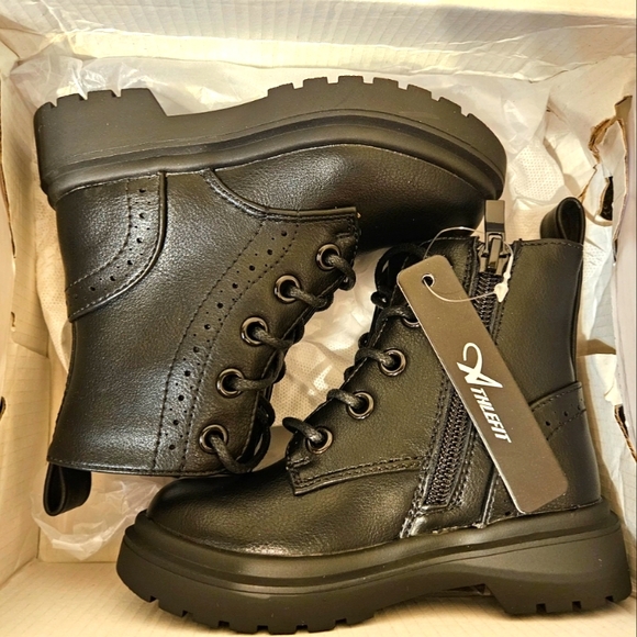 Athlefit Waterproof Combat Boots - size 8 Toddler, Black - Picture 8 of 9